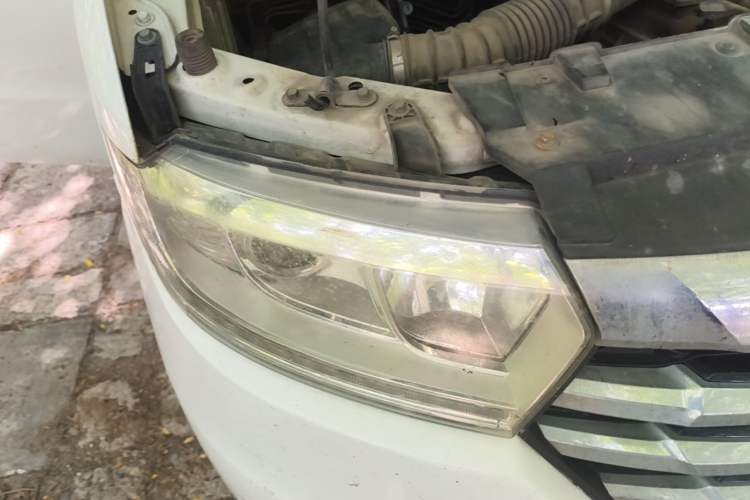 Used JAC Refine M3  Right Front Headlight