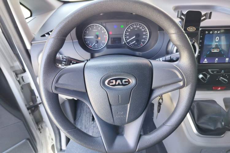 Used JAC Refine M3 2021 PLUS 1.8L 2-Seat Shuttle Version Steering Wheel