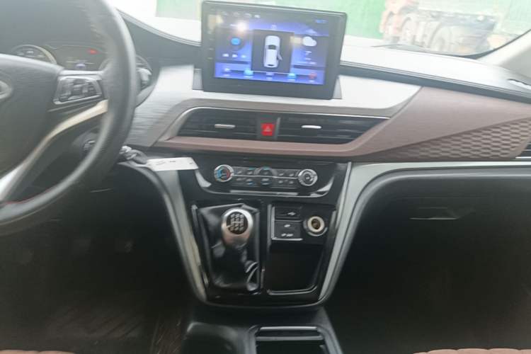 Used JAC Refine M3 2022 PLUS 1.5T 7-Seater Standard Model Audio And AC Panel