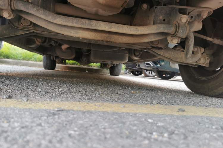 Used JAC Refine M3 2022 1.8L 7-seat Standard Edition Chassis Front