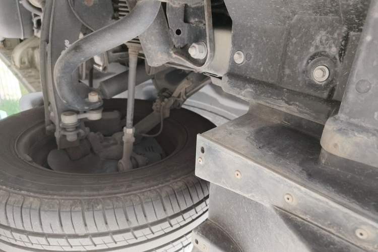 Used JAC Refine M3 2022 PLUS 1.8L 7-seater Standard Model Chassis Front Left