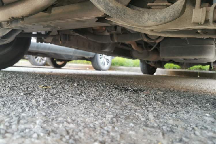 Used JAC Refine M3 2022 1.8L 7-seat Standard Edition Chassis Front Left