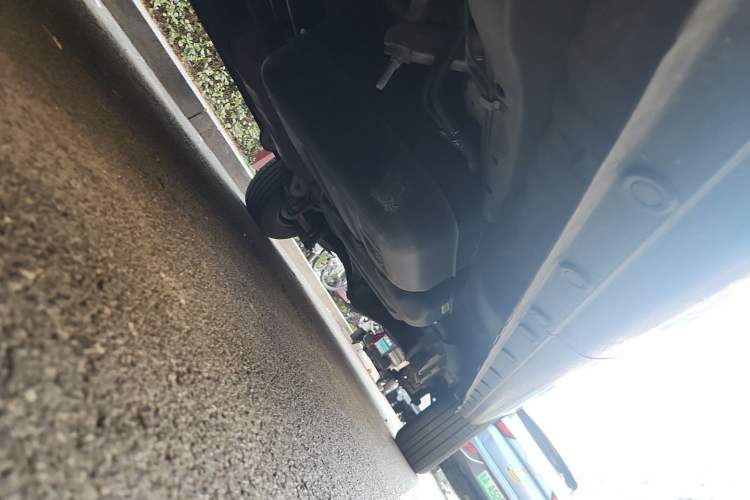 Used JAC Refine M3 2022 PLUS 1.5T 7-Seater Standard Model Chassis Front Left