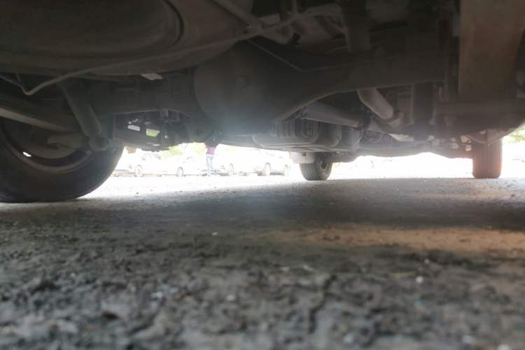 Used JAC Refine M3 2022 1.8L 7-seat Standard Edition Chassis Rear