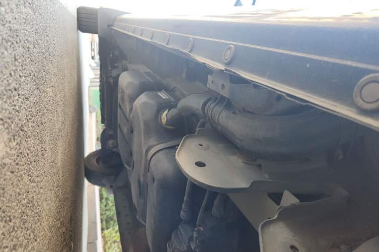 Used JAC Refine M3 2022 PLUS 1.5T 7-Seater Standard Model Chassis Rear Left