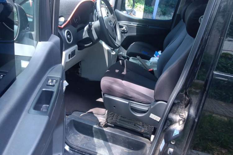 Used JAC Refine M3 2022 PLUS IKEA Edition 1.8L Comfort Version Driver Seat
