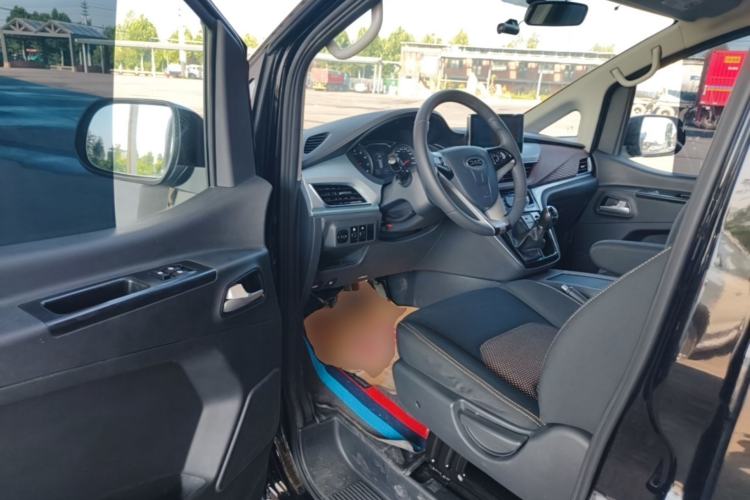 Used JAC Refine M3 2022 1.5T 7-Seater Standard Edition Driver Seat