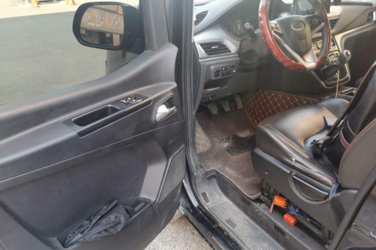 Used JAC Refine M3 2022 1.8L 7-seat Standard Edition Driver Seat