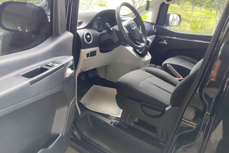 Used JAC Refine M3 2022 PLUS IKEA Edition 1.8L Comfort Version Driver Seat