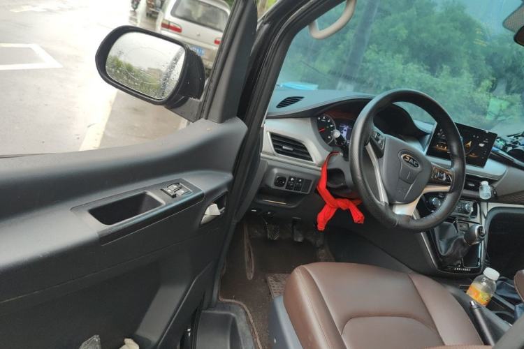 Used JAC Refine M3 2022 PLUS 1.5T 7-Seater Standard Model Driver Seat