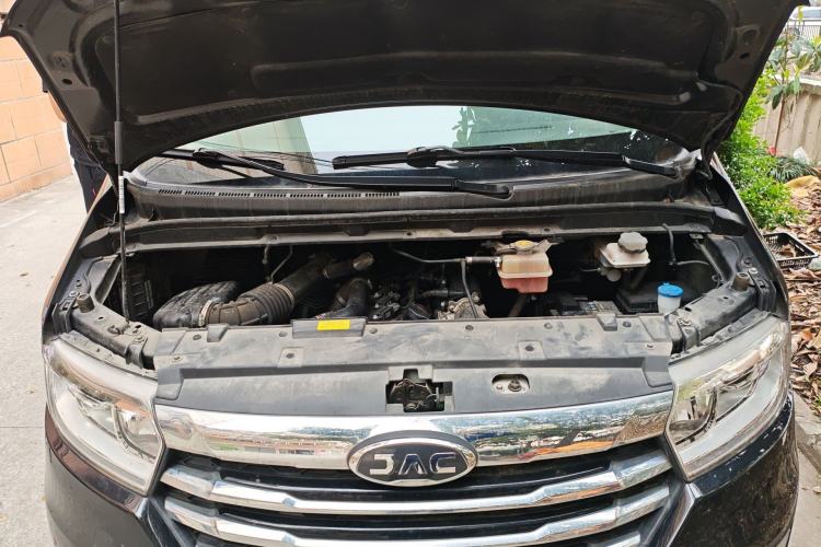 Used JAC Refine M3 2022 PLUS 1.5T 7-Seater Standard Model Engine Bay