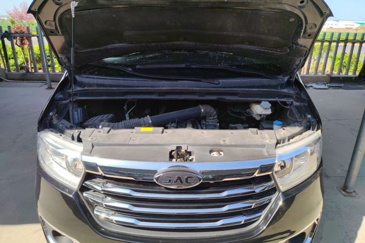 Used JAC Refine M3 2022 1.8L 7-seat Standard Edition Engine Bay