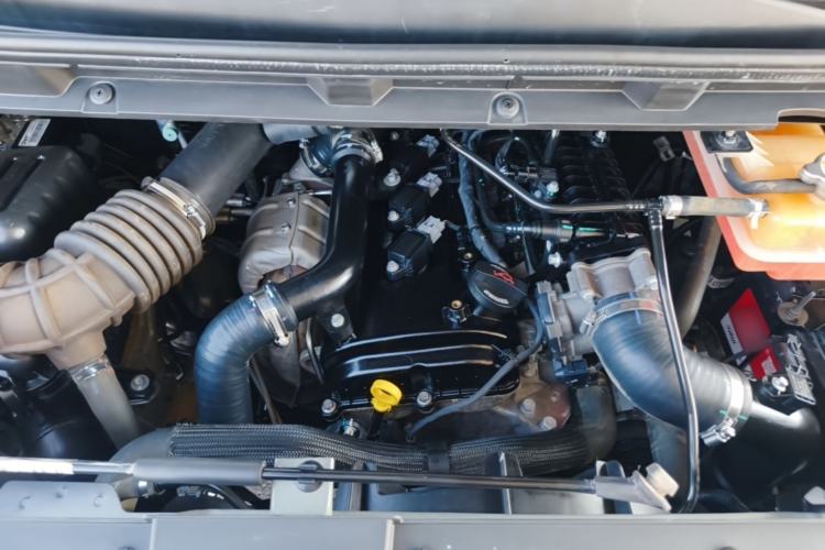 Used JAC Refine M3 2022 1.5T 7-Seater Standard Edition Engine Bay