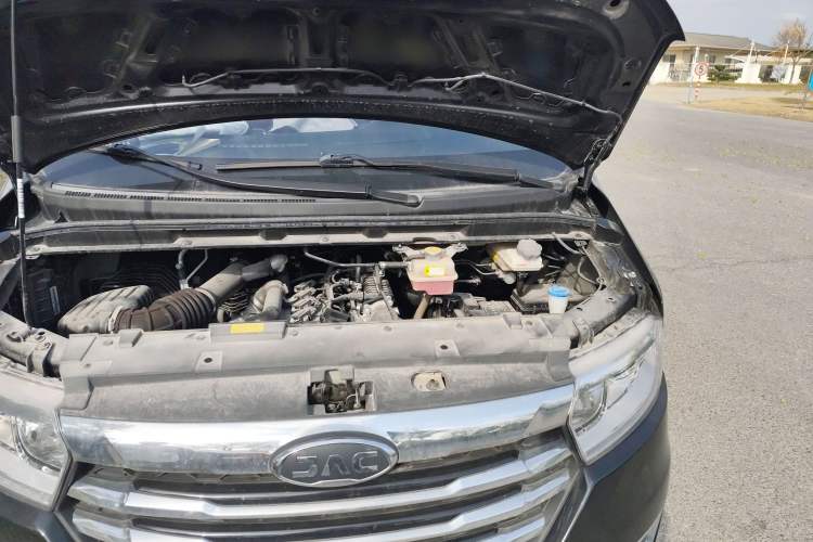 Used JAC Refine M3 2022 PLUS IKEA High-Power Version 1.5T Comfort Model Engine Bay Left