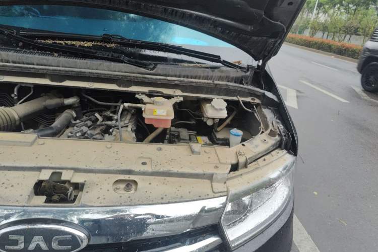 Used JAC Refine M3 2022 PLUS 1.5T 7-Seater Standard Model Engine Bay Left