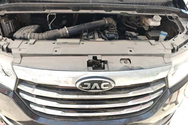 Used JAC Refine M3 2022 PLUS IKEA Edition 1.8L Comfort Version Engine Bay