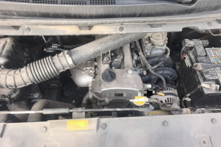 Used JAC Refine M3 2022 1.8L 7-seat Standard Edition Engine Bay
