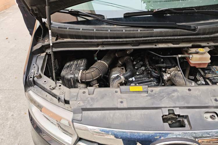 Used JAC Refine M3 2022 PLUS 1.5T 7-Seater Standard Model Engine Bay Right