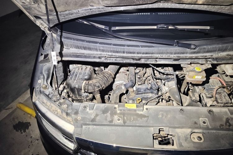 Used JAC Refine M3 2022 1.5T 7-Seater Standard Edition Engine Bay Right
