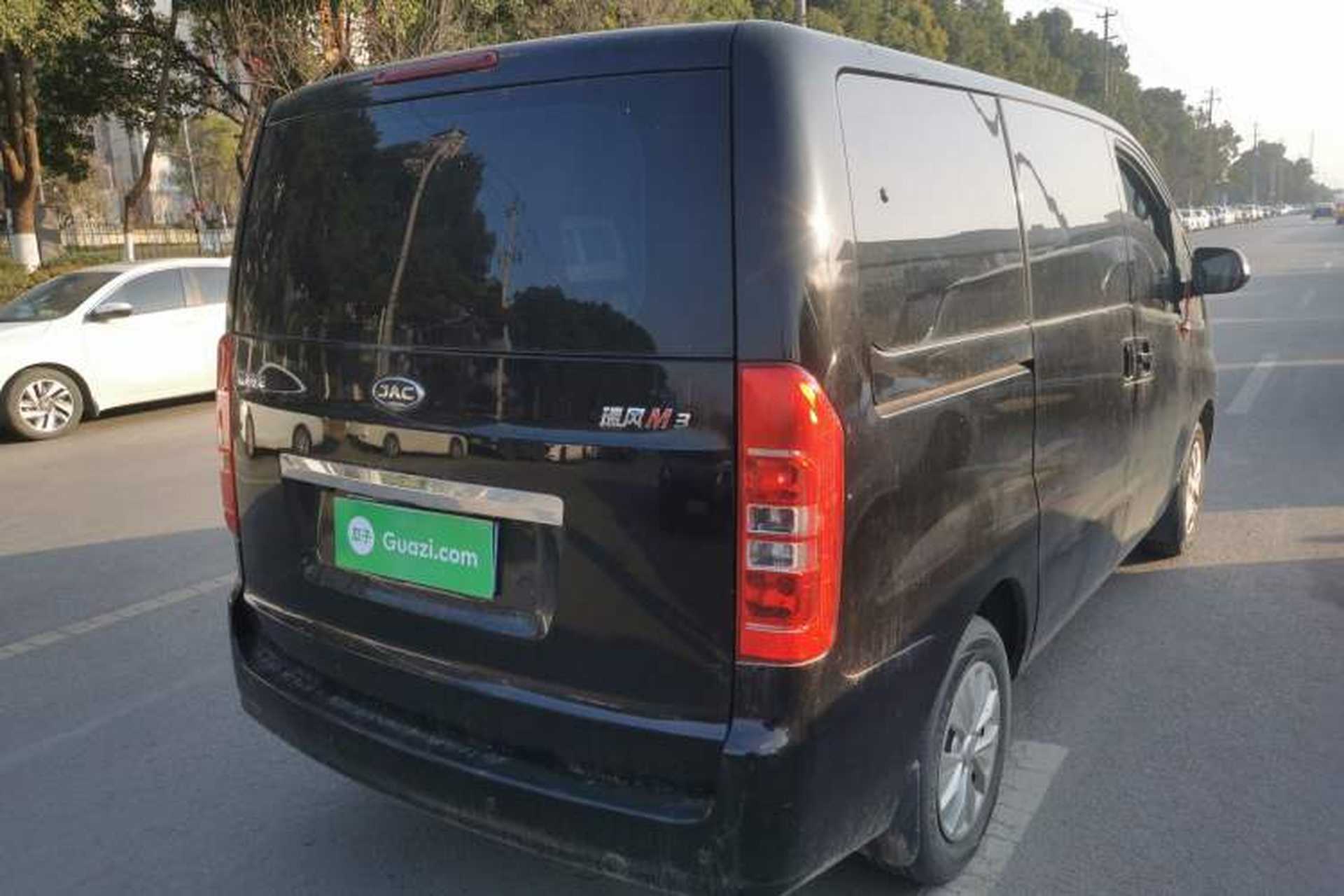 Used JAC Refine M3 2022 1.8L 7-seat Standard Edition Exterior 5