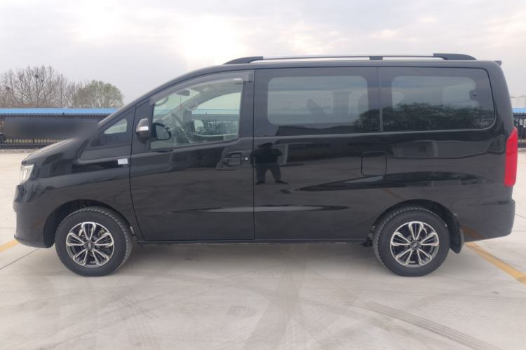 Used JAC Refine M3 2022 1.8L 7-seat Standard Edition Exterior 7