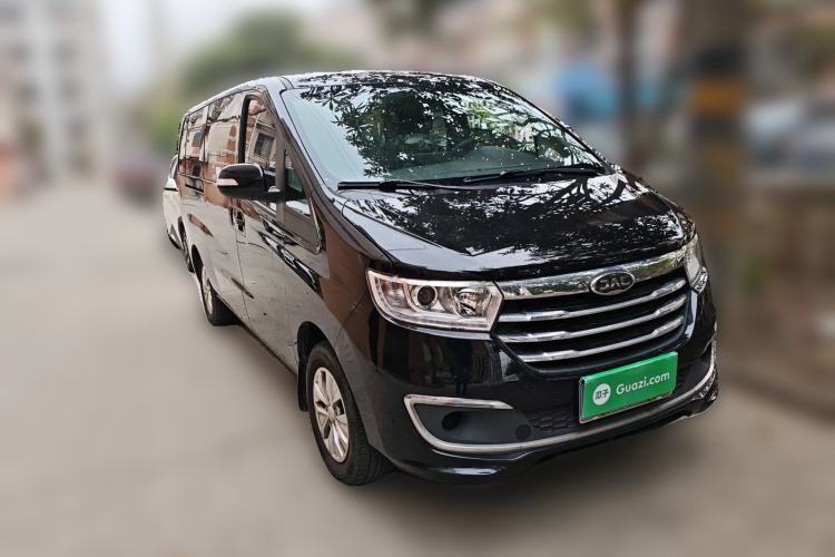 Used JAC Refine M3 2022 PLUS 1.5T 7-Seater Standard Model Front Right 45 Deg