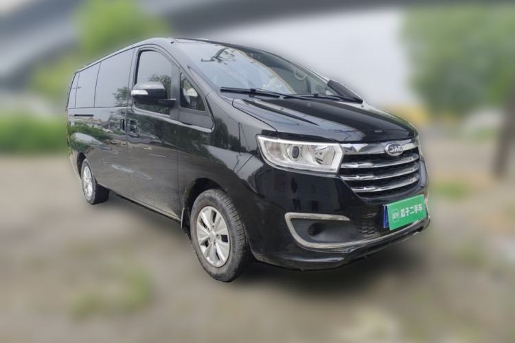 Used JAC Refine M3 2022 PLUS 1.8L 7-seater Standard Model Front Right 45 Deg