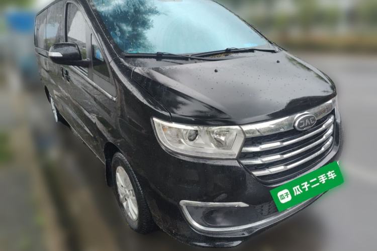 Used JAC Refine M3 2022 PLUS 1.5T 7-Seater Standard Model Front Right 45 Deg
