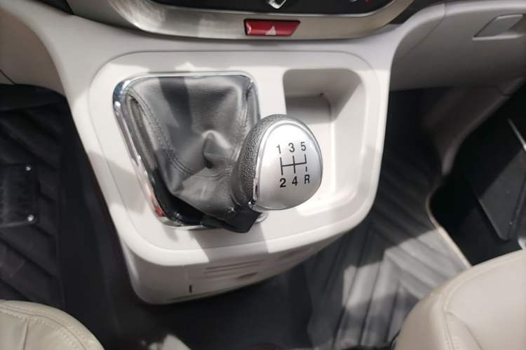 Used JAC Refine M3 2022 PLUS IKEA High-Power Version 1.5T Comfort Model Gear Lever