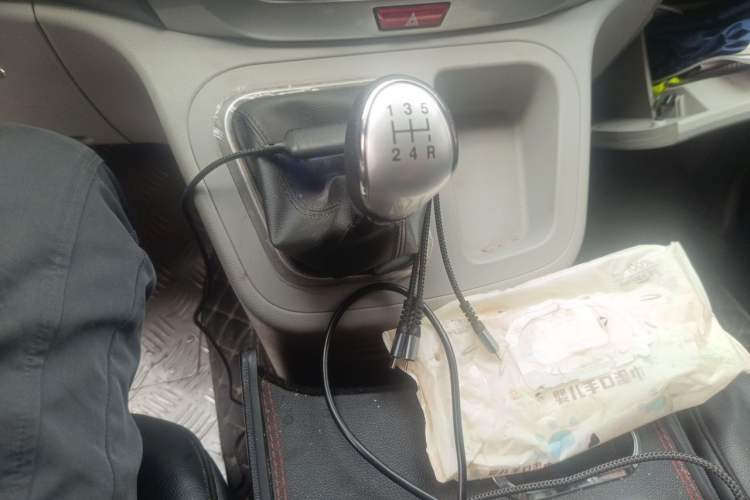 Used JAC Refine M3 2022 PLUS IKEA Edition 1.8L Comfort Version Gear Lever