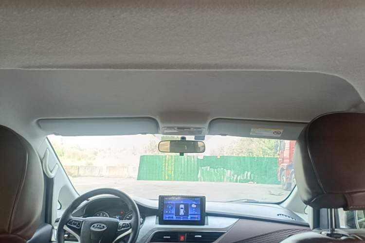 Used JAC Refine M3 2022 PLUS 1.5T 7-Seater Standard Model Headliner