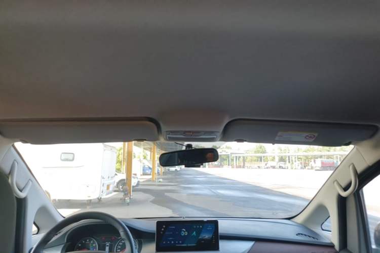 Used JAC Refine M3 2022 1.5T 7-Seater Standard Edition Headliner