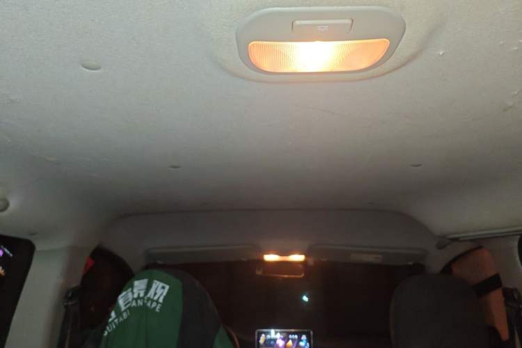 Used JAC Refine M3 2022 PLUS 1.8L 7-seater Standard Model Headliner