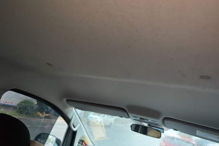 Used JAC Refine M3 2022 PLUS 1.8L 7-seater Standard Model Headliner