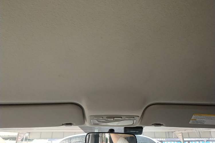 Used JAC Refine M3 2022 1.8L 7-seat Standard Edition Headliner