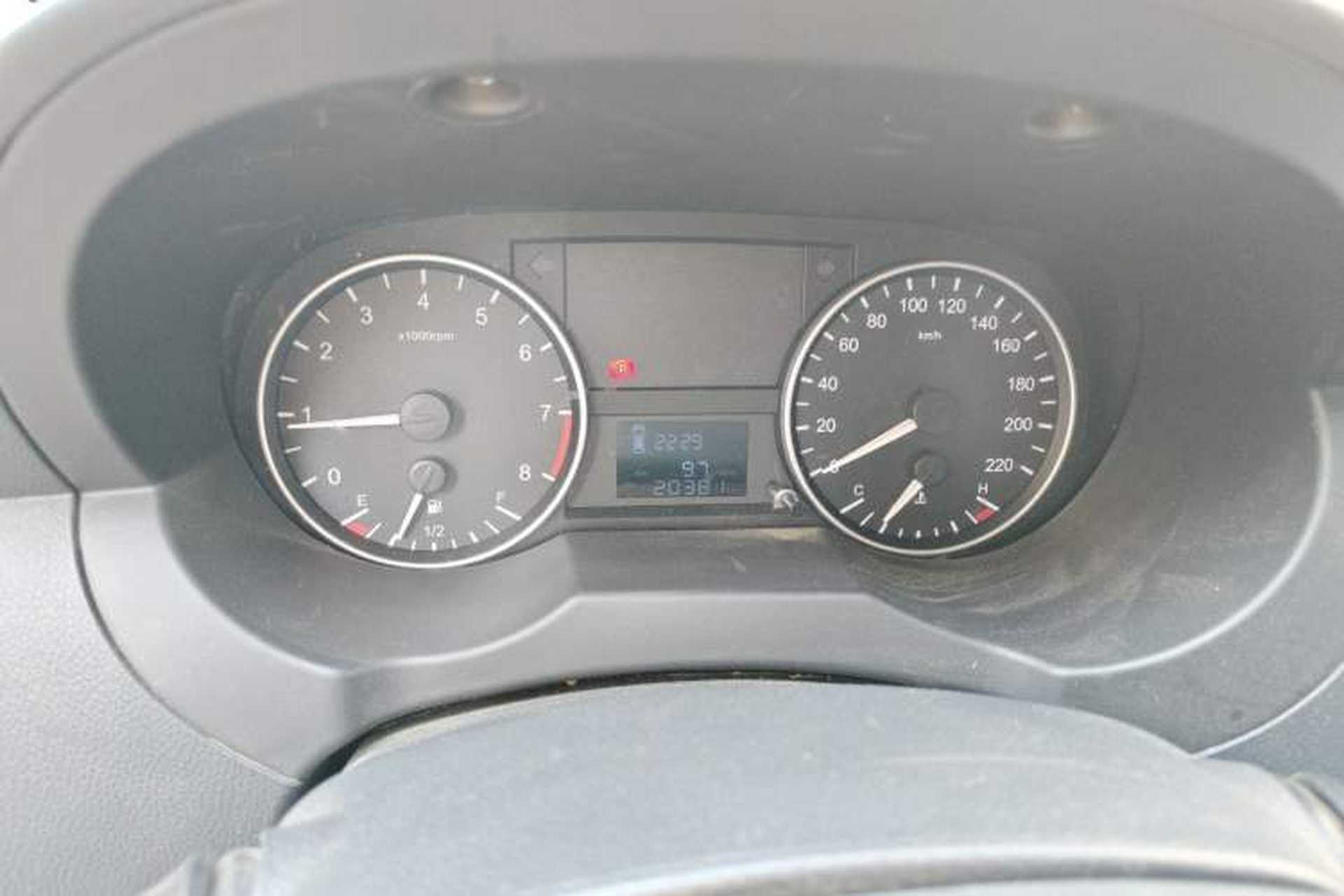 Used JAC Refine M3 2022 1.8L 7-seat Standard Edition Instrument Cluster