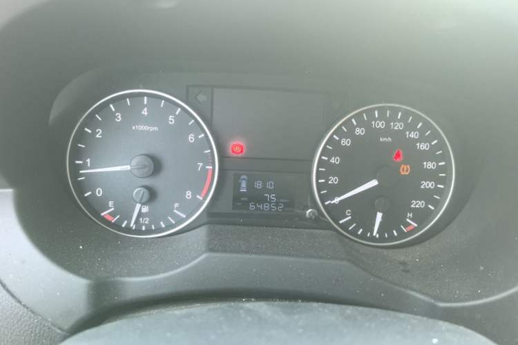 Used JAC Refine M3 2022 1.8L 7-seat Standard Edition Instrument Cluster