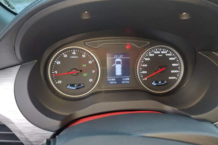 Used JAC Refine M3 2022 PLUS 1.5T 7-Seater Standard Model Instrument Cluster