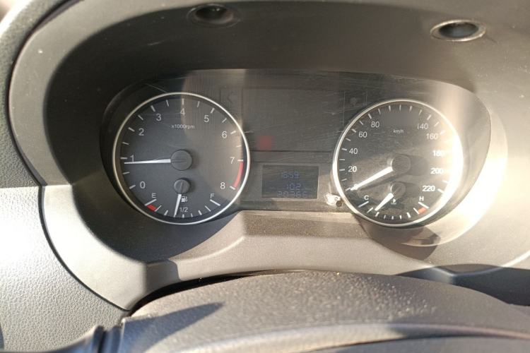 Used JAC Refine M3 2022 1.8L 7-seat Standard Edition Instrument Cluster