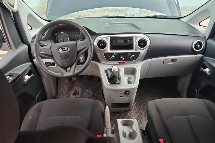 Used JAC Refine M3 2022 PLUS IKEA Edition 1.8L Comfort Version Interior 2