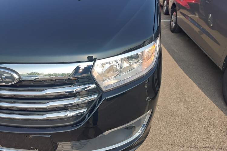 Used JAC Refine M3 2022 PLUS 1.8L 7-seater Standard Model Left Front Headlight