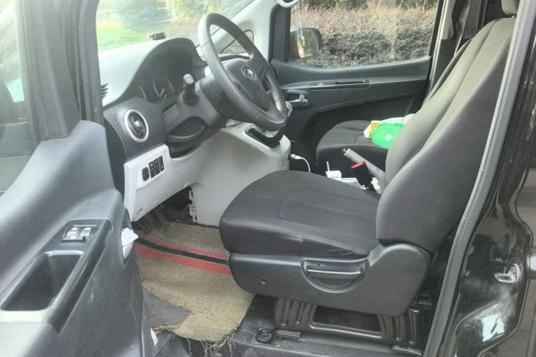 Used JAC Refine M3 2022 1.8L 7-seat Standard Edition Left Front Seat