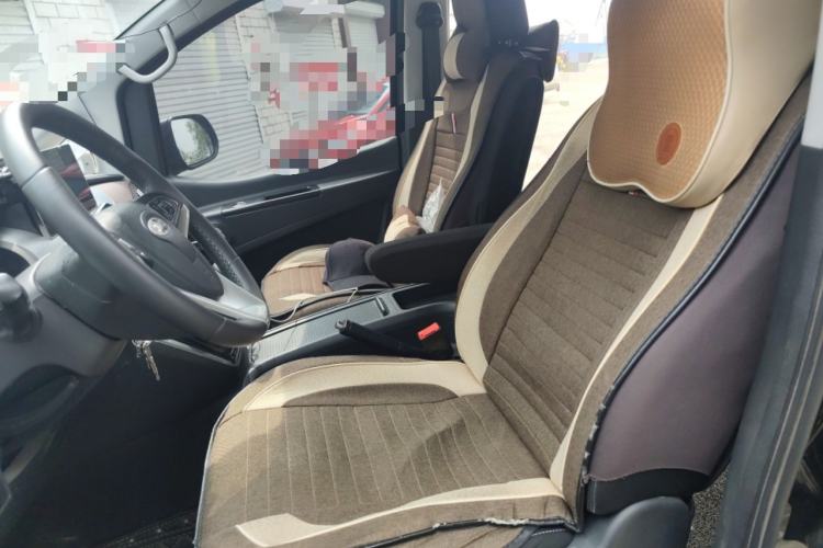 Used JAC Refine M3 2022 PLUS 1.8L 7-seater Standard Model Left Front Seat