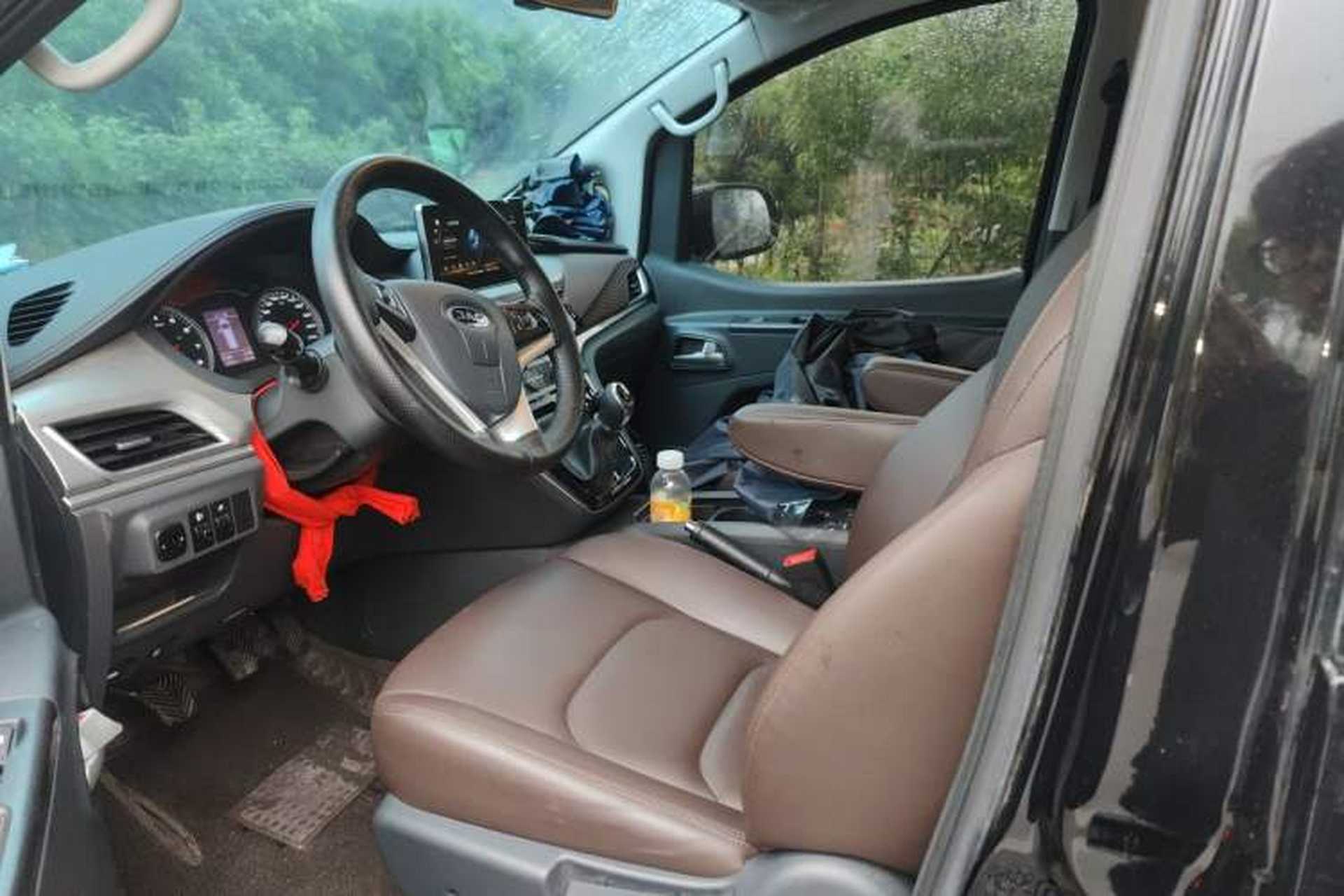 Used JAC Refine M3 2022 PLUS 1.5T 7-Seater Standard Model Left Front Seat