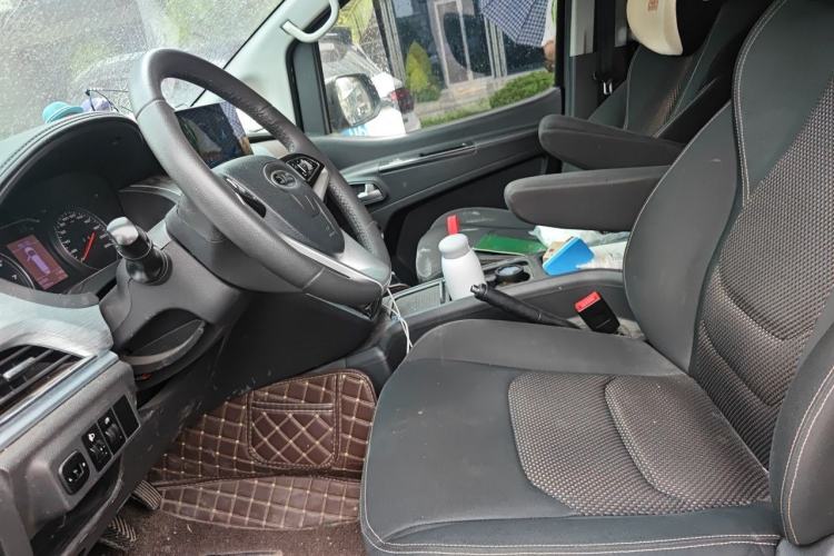 Used JAC Refine M3 2022 PLUS 1.8L 7-seater Standard Model Left Front Seat