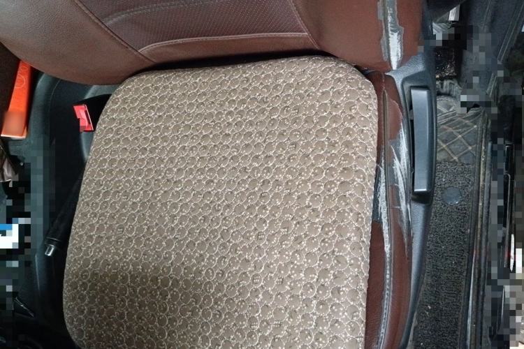 Used JAC Refine M3 2022 PLUS 1.5T 7-Seater Standard Model Left Front Seat