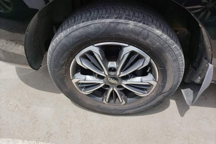 Used JAC Refine M3 2022 PLUS IKEA High-Power Version 1.5T Comfort Model Left Front Wheel Hub