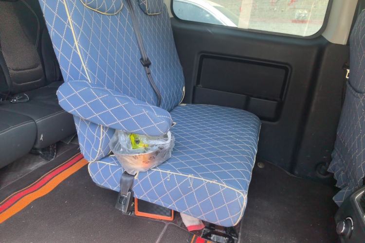 Used JAC Refine M3 2022 1.5T 7-Seater Standard Edition Left Rear Seat