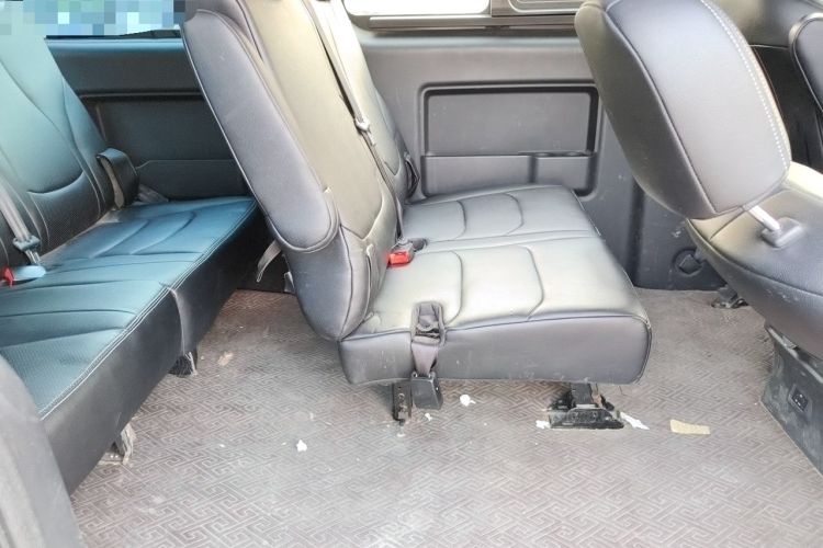 Used JAC Refine M3 2022 PLUS 1.8L 7-seater Standard Model Left Rear Seat