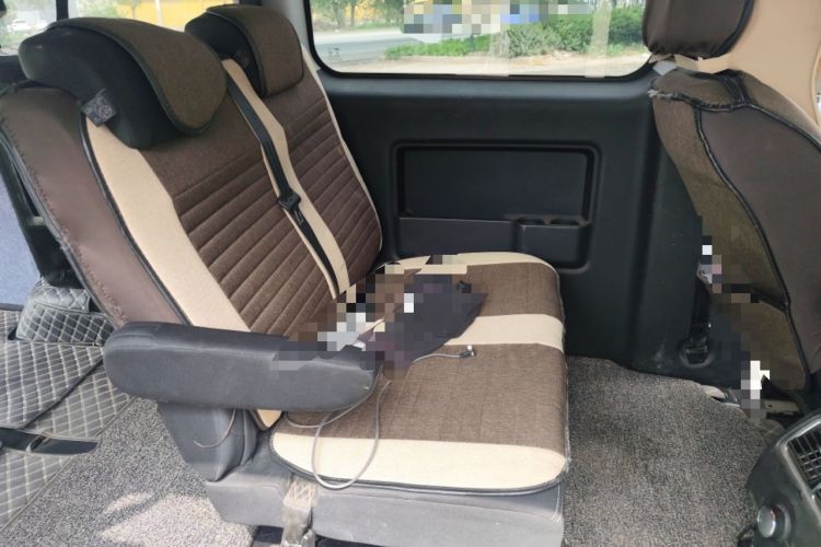 Used JAC Refine M3 2022 PLUS 1.8L 7-seater Standard Model Left Rear Seat
